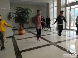 五人共弈：创新元游五子棋玩法与规则详解，体验团队协作新乐趣