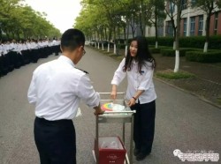 男生操女生软件的使用与影响：深入探讨其背后的社会现象