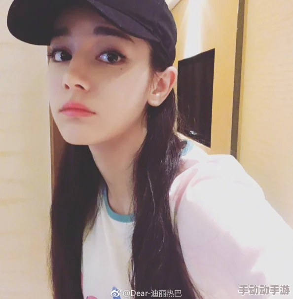 国内9l视频自拍老熟女九色,展现生活中的真实与魅力,值得每个人品味与欣赏的经典瞬间 国内9l视频自拍老熟女九色,展现生活中的真实与魅力,值得每个人品味与欣赏的经典瞬间