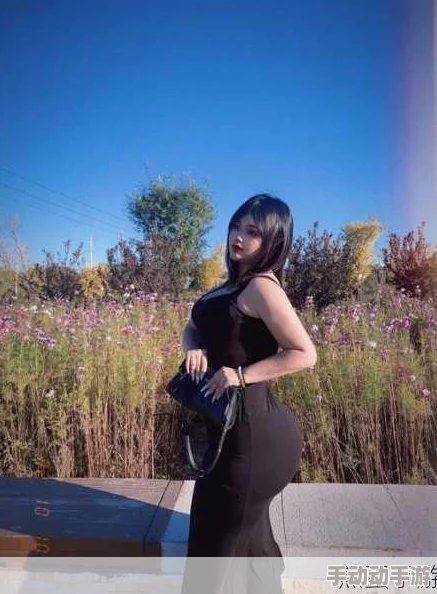 巴西肥婆BBWBBwBBw：一个关于自信与美丽的真实故事，展示超越体型的魅力与个性