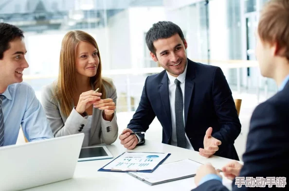 开会在桌子下反正他们看不见，如何利用隐秘空间提升工作效率与团队协作