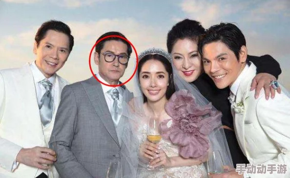 爆料吃瓜大事件：网红店老板被曝私下贩卖过期食材，引发舆论哗然