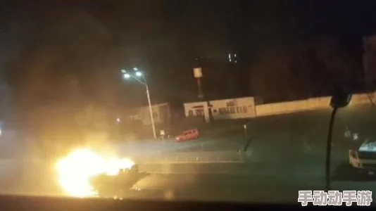 地铁逃生游戏中决定生死的关键榴弹武器揭秘