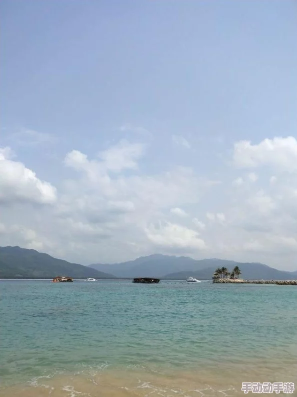 天涯海角妈妈绿意盎然，清新自然如画，令人心旷神怡