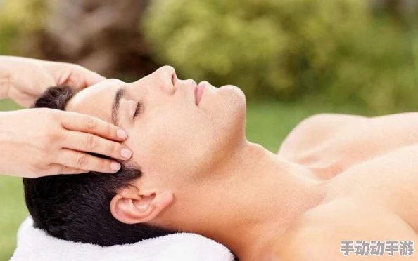 少妇特殊按摩精油，舒缓压力与放松身心的完美选择，让你重拾生活活力与自信