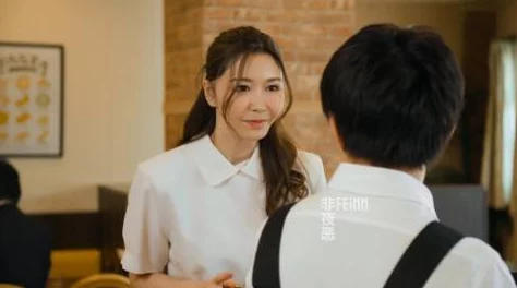 爱弓凉和儿子的毕业礼物：感人至深，令人动容的母子情深之作