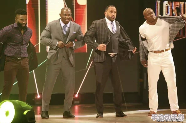 大佬们h1VS3:三位大佬的较量,谁能笑到最后? 大佬们h1VS3:三位大佬的较量,谁能笑到最后?