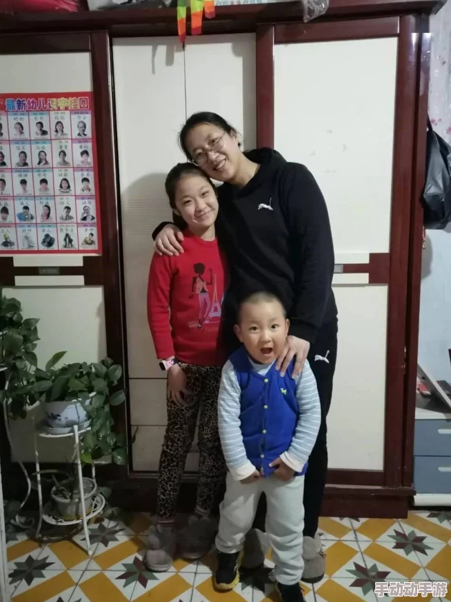 小区老周王倩茹:邻里关系、社区生活、家庭故事 小区老周王倩茹:邻里关系、社区生活、家庭故事