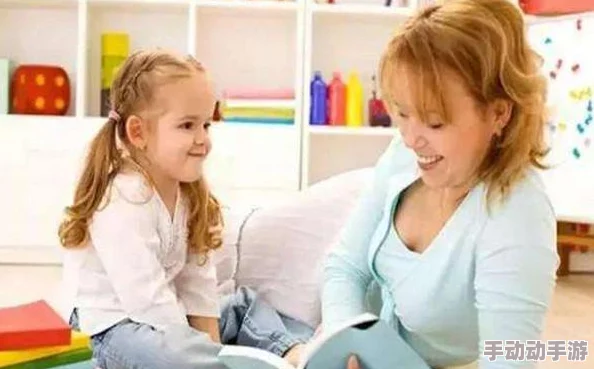 英语老师扒开胸罩喂我奶，真是令人震惊的情节，全班同学都惊呆了！