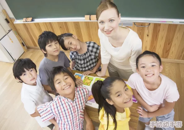 老师解开扣子让我吃她奶：一段关于学生对教师的误解和真相