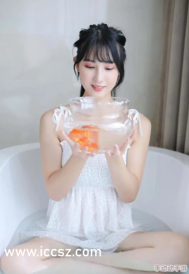 Av鲁丝一区鲁丝二区鲁丝：畅享激情与魅力，感受视觉盛宴的极致体验