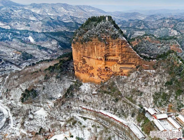 探索七日世界：隐秘武器藏匿地全揭秘，解锁关键装备位置指南