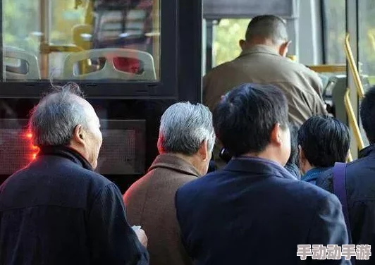 《割绳子2》废车场挑战3-35：三星通关技巧与策略详解，解锁第35关难关秘籍