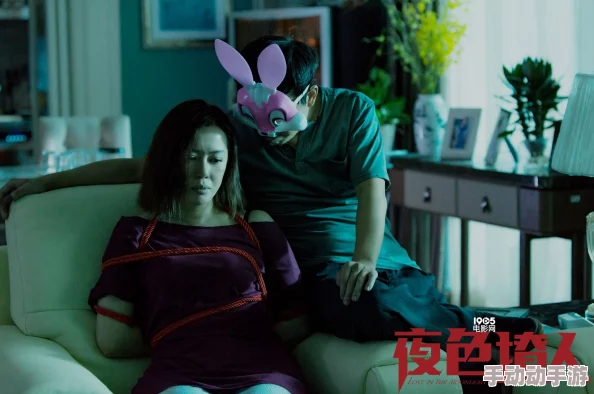 狠狠狠综合7777久夜色撩人，用户评价：真是让人欲罢不能的精彩体验，令人沉醉不已！