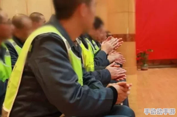 老阿姨小鲜肉最经典十首歌曲:这些歌曲让人怀念,旋律悠扬,心情瞬间被唤醒,真是经典之作! 老阿姨小鲜肉最经典十首歌曲:这些歌曲让人怀念,旋律悠扬,心情瞬间被唤醒,真是经典之作!