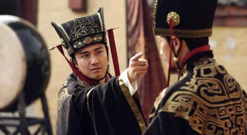 探秘如鸢杨修：古代密探身份与超凡职业属性全览解析