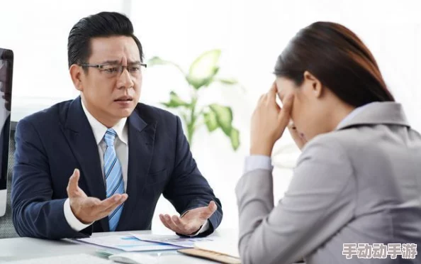 瞒着老公加班的HR中字:职场女性在家庭与事业之间的挣扎与选择 瞒着老公加班的HR中字:职场女性在家庭与事业之间的挣扎与选择