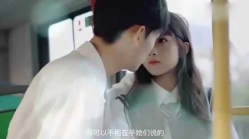 白丝校花被狂揉大胸羞羞,展现青春的无畏与娇羞,令人心动不已的校园故事 白丝校花被狂揉大胸羞羞,展现青春的无畏与娇羞,令人心动不已的校园故事