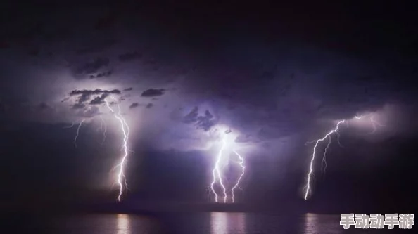 雷电将军疯狂 自-慰-喷-水,网友:这标题真是太搞笑了,想知道背后有什么故事! 雷电将军疯狂 自-慰-喷-水,网友:这标题真是太搞笑了,想知道背后有什么故事!