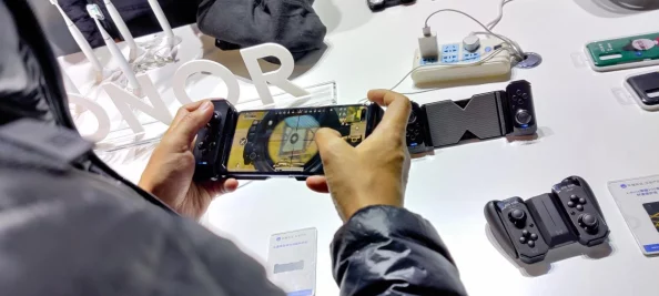 MOBA游戏高手养成:打造高效走位训练器必备硬件配置指南 MOBA游戏高手养成:打造高效走位训练器必备硬件配置指南