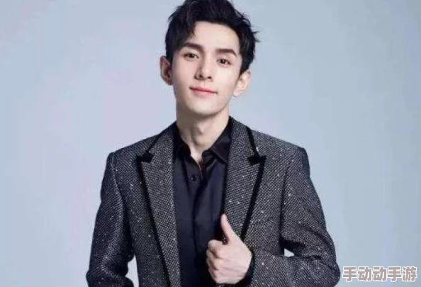 国精产品网红主播:用户称赞“品质优良,服务周到,值得信赖的购物体验” 国精产品网红主播:用户称赞“品质优良,服务周到,值得信赖的购物体验”