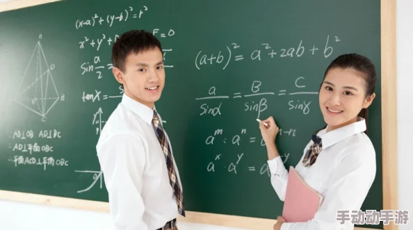 英语老师趴下让我 了一夜，这个情节引发了我对师生关系和教育界潜规则的深思，令人不禁想要探讨背后的故事与影响