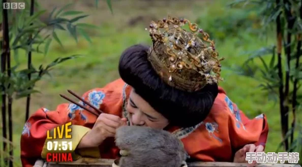 福伦找到紫薇在山洞里发现蛇咬，网友热议：这情节太惊险了，难道是为了强调冒险精神吗？