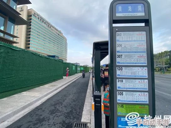 检票员用b检票按尺寸上车，重新定义公共交通服务标准与乘客体验