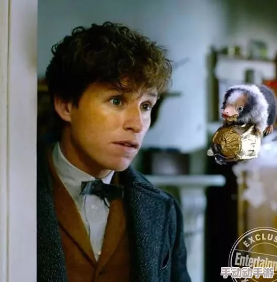 在Gary男爵与EASON之间的奇妙互动中，揭示了两位角色各自独特的魅力和故事背景，Gary男爵和EASON