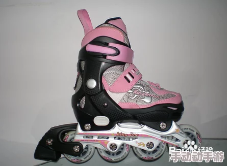 男生女生一起相嗟嗟嗟轮滑:如何选择适合自己的轮滑鞋? 男生女生一起相嗟嗟嗟轮滑:如何选择适合自己的轮滑鞋?