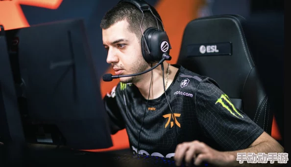 俄罗斯16岁csgo选手:揭秘他们的训练方式和比赛策略 俄罗斯16岁csgo选手:揭秘他们的训练方式和比赛策略