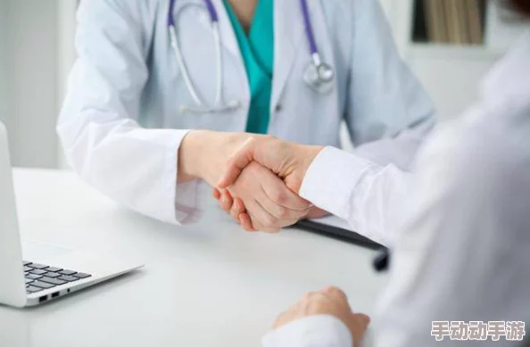 Abw实验4痉挛口吐白沫：用户评价称其效果显著，但需注意使用安全性与副作用问题