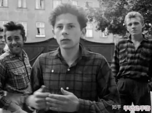 老太婆BBBBBB视频的深度解析与背后故事揭秘