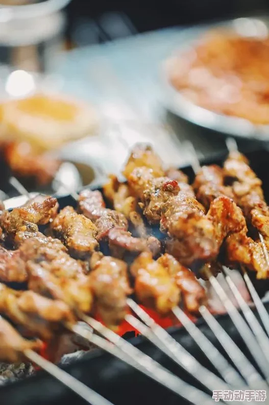 爆炒多汁小美人通感双胞胎燎锋，满满烟火气的美食诱惑，让人欲罢不能，回味无穷的享受体验！