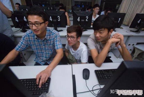 谢俞上课突然把跳d开到最大,令人惊讶的课堂瞬间引发同学们的热议与讨论 谢俞上课突然把跳d开到最大,令人惊讶的课堂瞬间引发同学们的热议与讨论