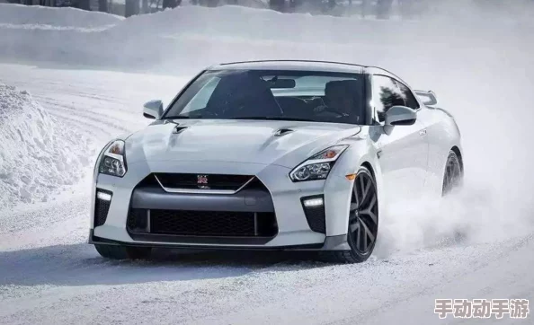 日产GTR的情怀大片：理解这款传奇跑车背后的激情与梦想