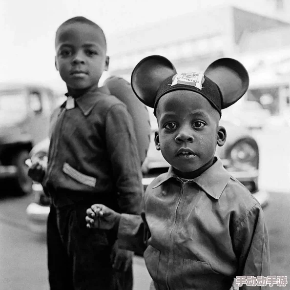 大肉大捧一进一出视频不忠迷局：探讨深度心理影响与社会现象