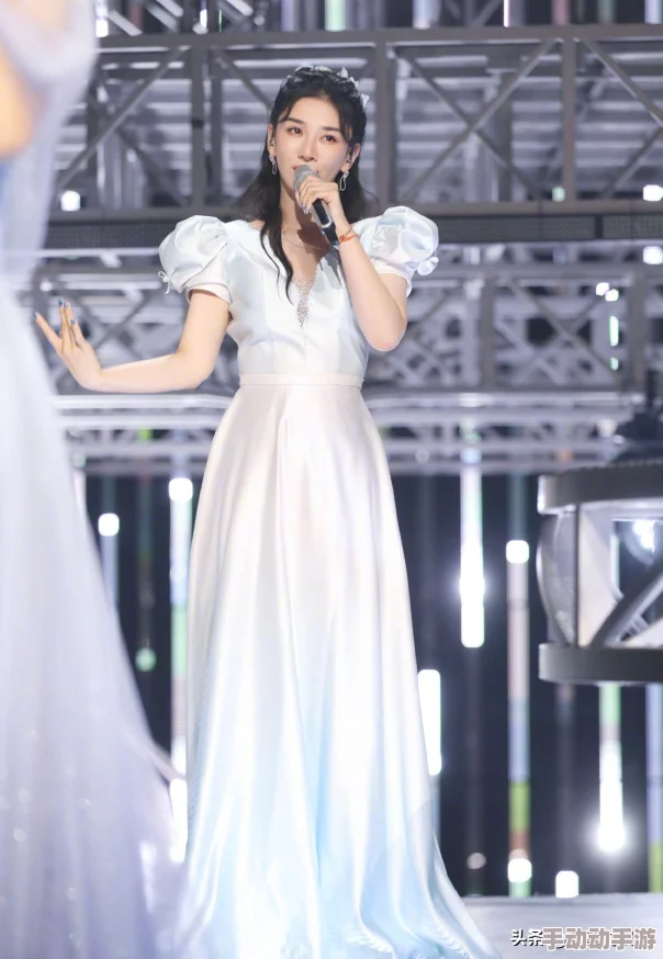 《无尽梦回》新手启航指南:全面解锁玩法精髓与成长捷径大搜集 《无尽梦回》新手启航指南:全面解锁玩法精髓与成长捷径大搜集