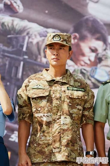 欧美军人巨大粗爽GAY，激情四射的热血军旅生活与阳刚之美的完美结合，让人热血沸腾的非凡体验