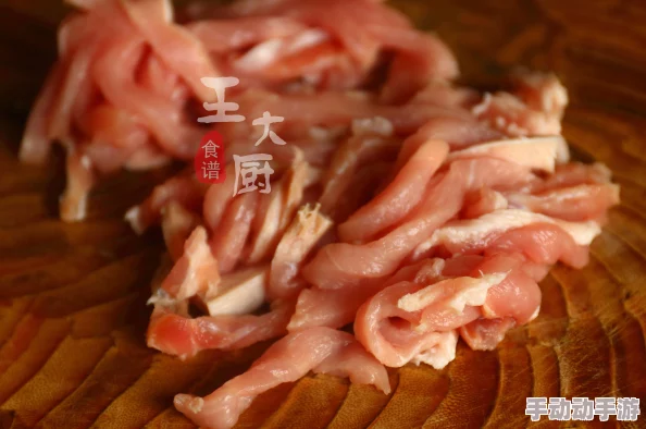 女的用胡萝卜用大头还是小头?探讨不同切割方式对烹饪效果和口感的影响,了解如何选择合适的工具 女的用胡萝卜用大头还是小头?探讨不同切割方式对烹饪效果和口感的影响,了解如何选择合适的工具