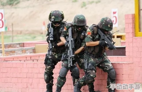 男男被特种兵们的合不拢:网友热议,情节紧凑引人入胜,角色塑造深刻令人难忘 男男被特种兵们的合不拢:网友热议,情节紧凑引人入胜,角色塑造深刻令人难忘