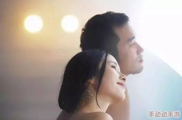 男ji大巴进入女人身体，感受激情与快感的完美结合，体验前所未有的奇妙旅程！