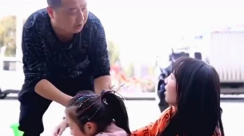 大肉奉子一进一出视频，传递爱心温暖正能量