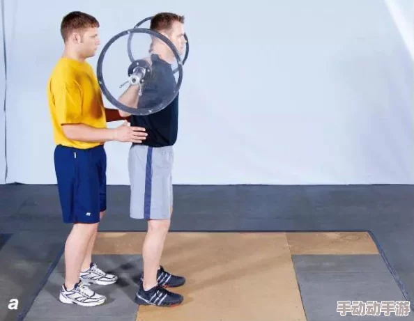 男女生拆拆拆很痛轮滑鞋：探讨分手后如何面对心灵创伤与成长之路