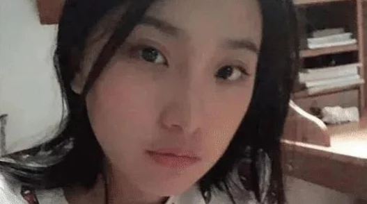 刘玥大战黑人口爆吞精,网友热议:这场对决真是视觉与感官的双重冲击! 刘玥大战黑人口爆吞精,网友热议:这场对决真是视觉与感官的双重冲击!