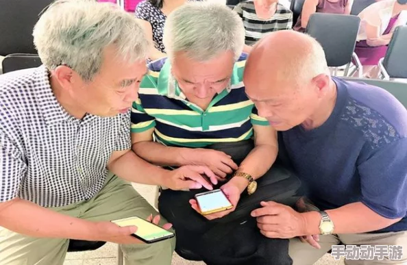 老人做交易森林现场，展现了智慧和经验的结合