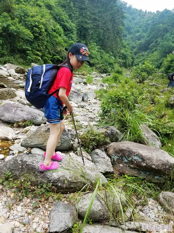 两峰夹小溪地湿又无泥诗小女之心,勇敢追寻梦想 两峰夹小溪地湿又无泥诗小女之心,勇敢追寻梦想