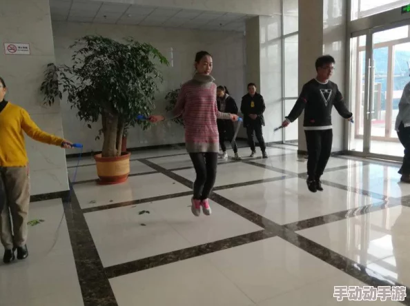 五人共弈：创新元游五子棋玩法与规则详解，体验团队协作新乐趣