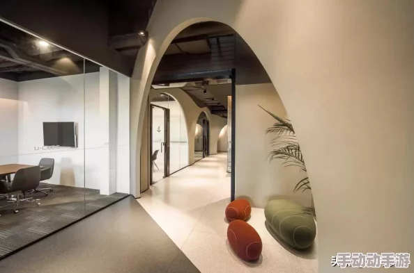 《光遇》玩家必知：隐秘办公室位置全攻略，探索游戏内独特社交空间