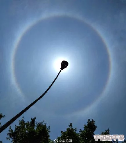 五一庆典大比拼：光环VS地下城勇士（DNF），哪款节日装扮更夺人眼球？